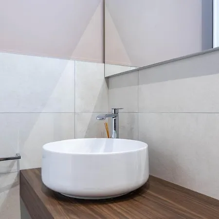 Апартаменты Historic Center Stylish Flat With Balcony! *