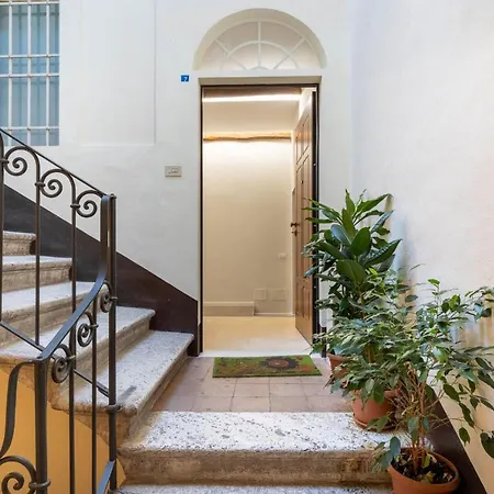 Historic Center Stylish Flat With Balcony! *