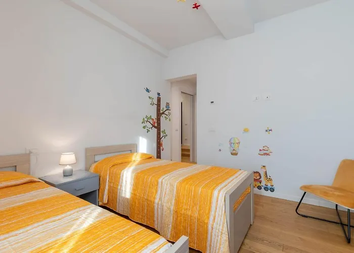 Apartment Guesthost - Historic Center Stylish Flat