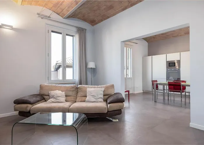 Guesthost - Historic Center Stylish Flat